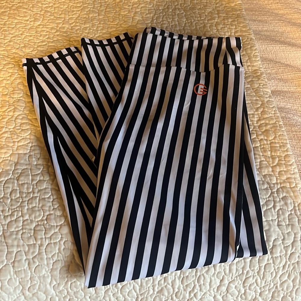 Grrrl leggings NWOT